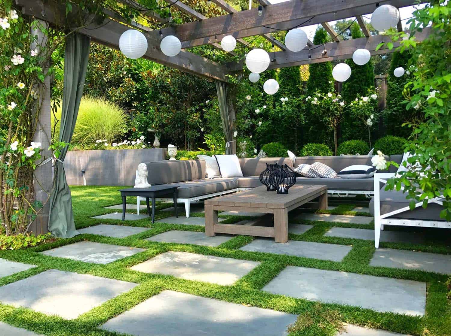 outdoor-living-space