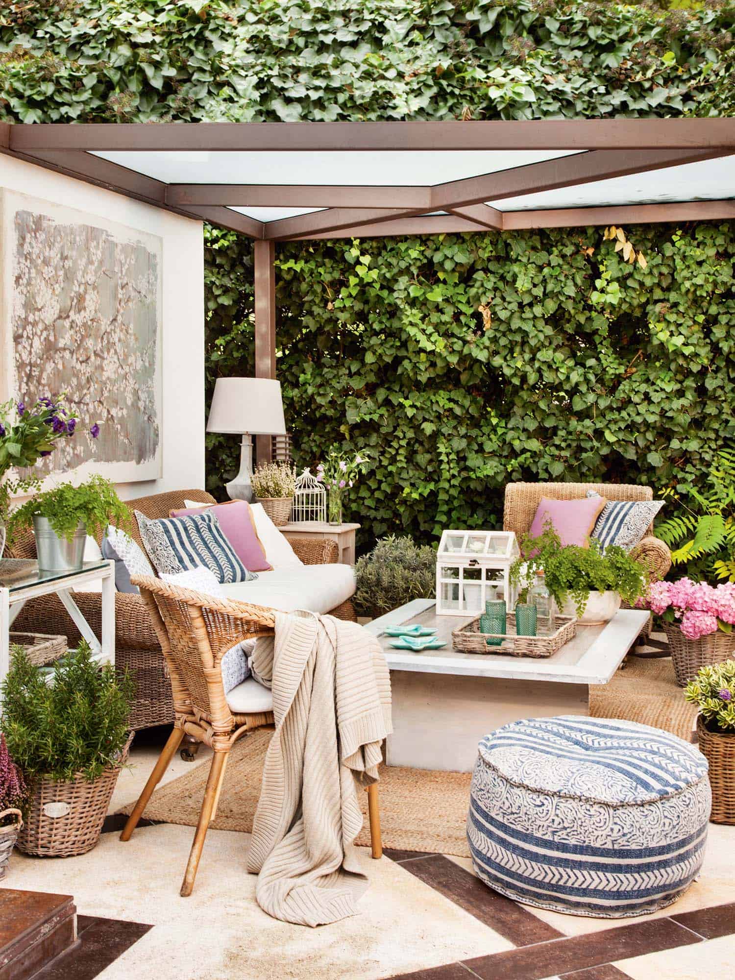 outdoor-living-space-pergola