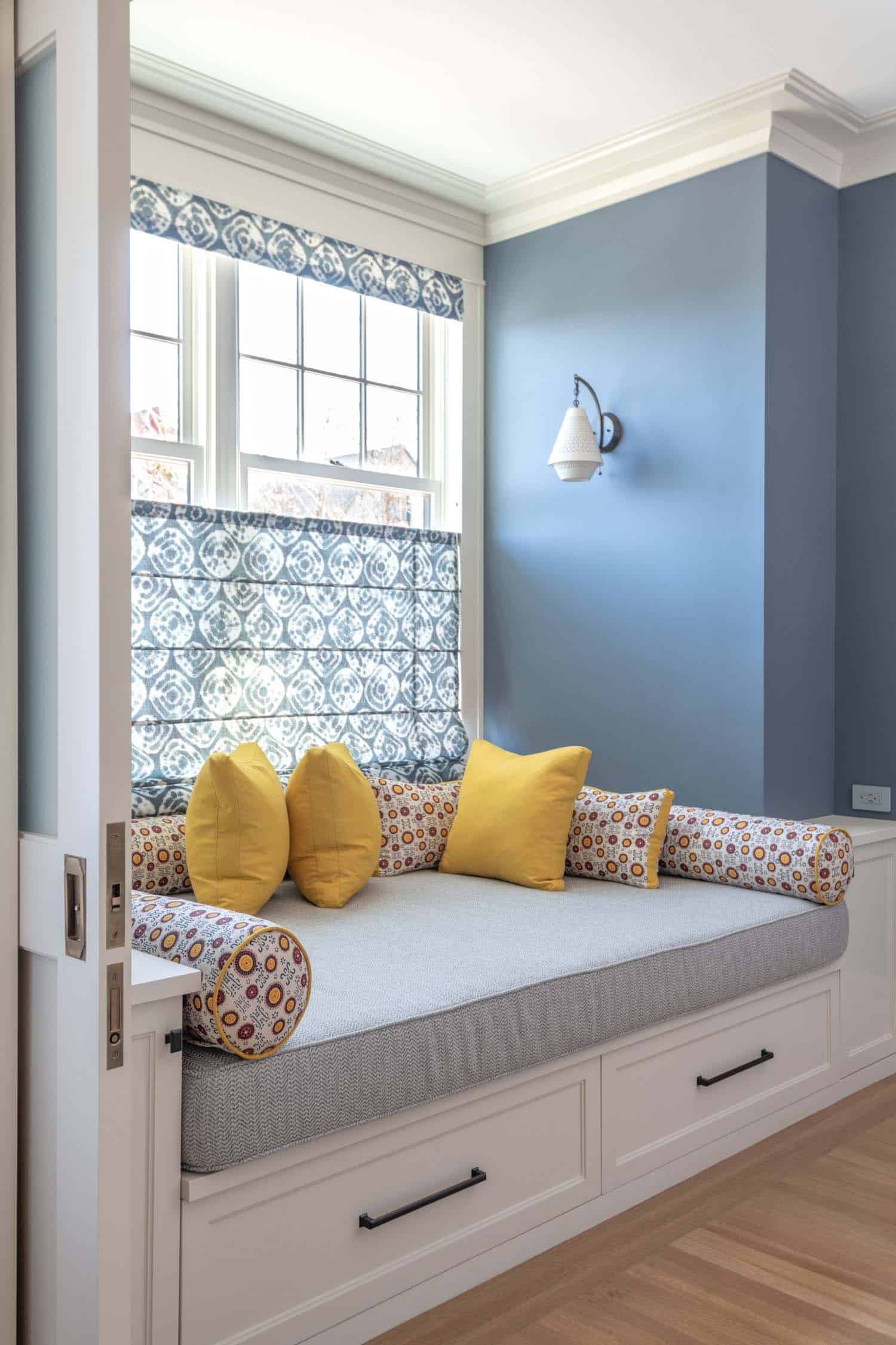 transitional-home-office-window-seat