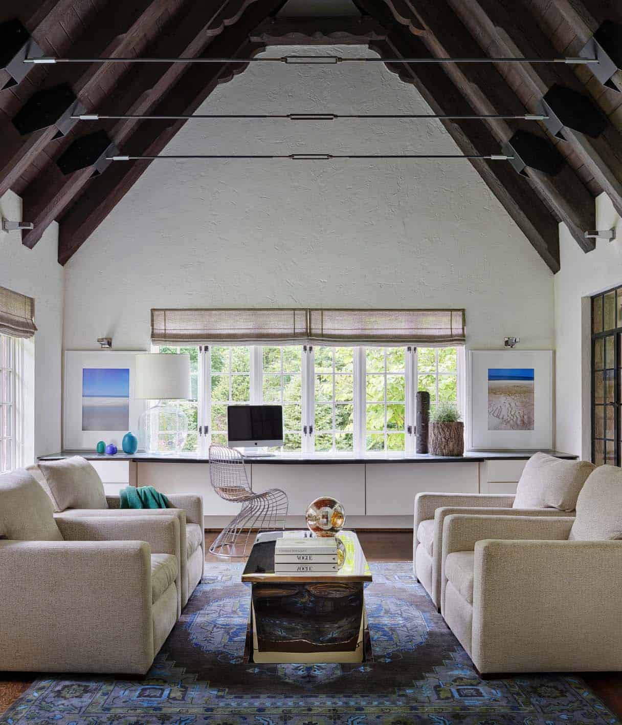 farmhouse-living-room