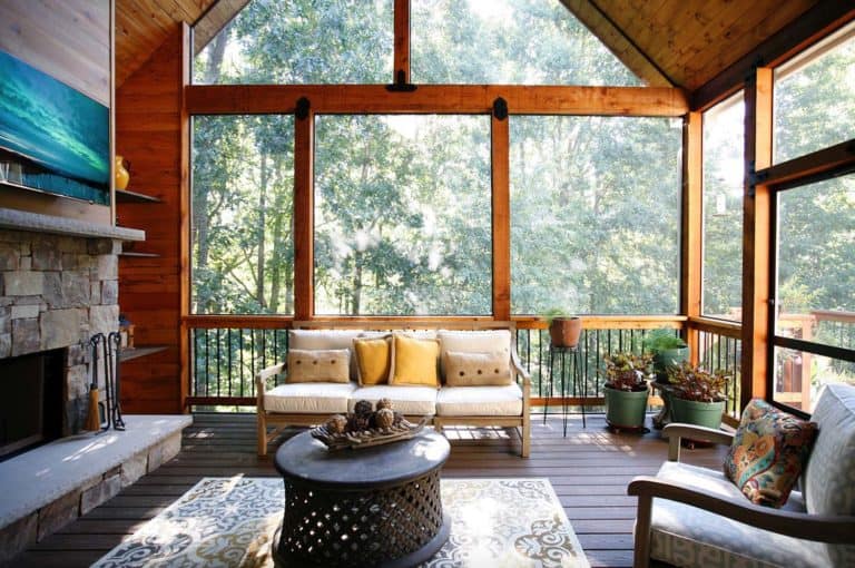 30+ Fabulous Screened-In Porch Ideas Boasting Woodsy Views