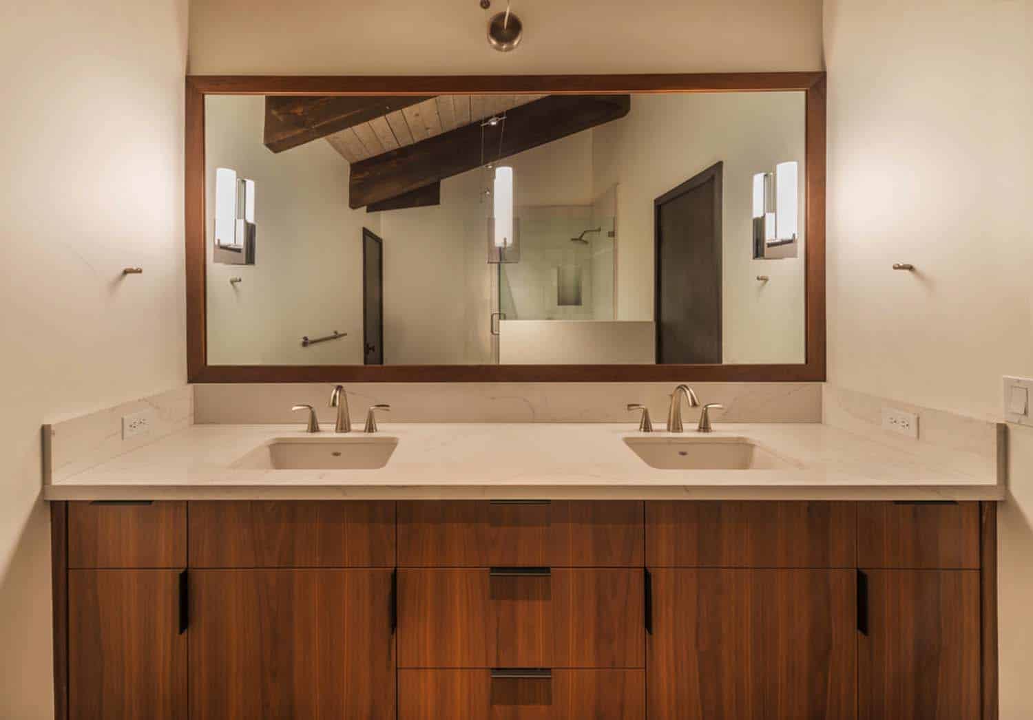 midcentury-modern-remodel-bathroom