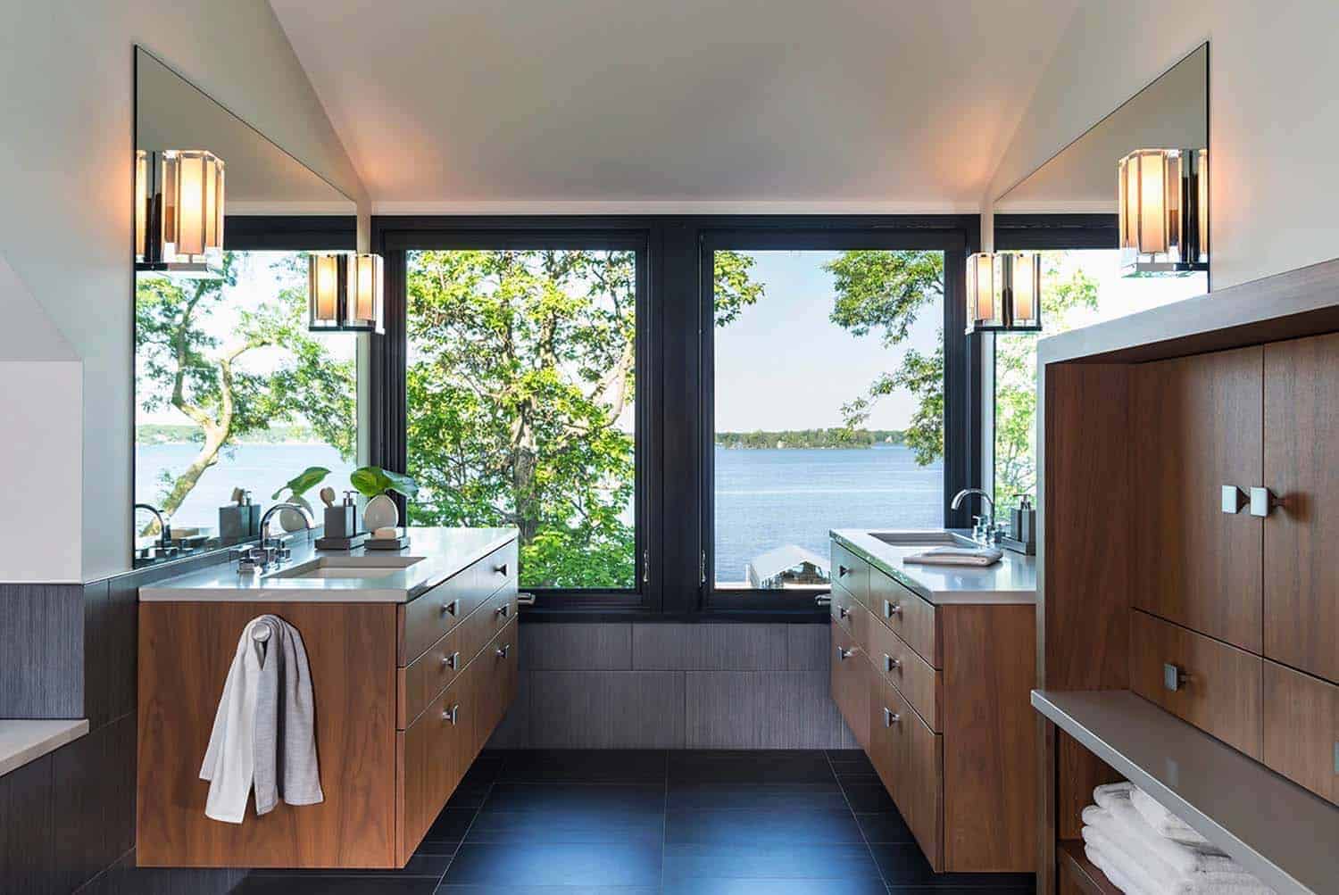 contemporary-lake-minnetonka-home-bathroom