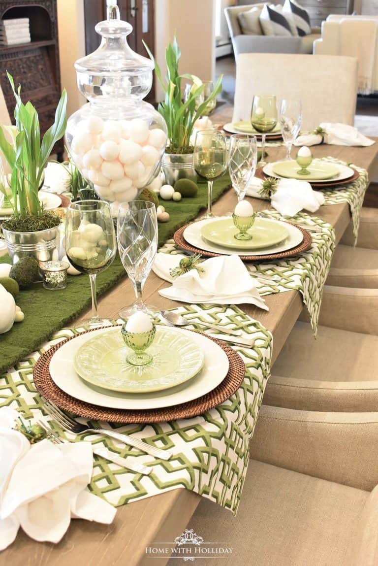 25 Gorgeous DIY Easter Tablescape Decorating Ideas For Spring