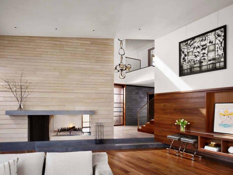 A stunning modern home on Lake Austin with idyllic indoor-outdoor living