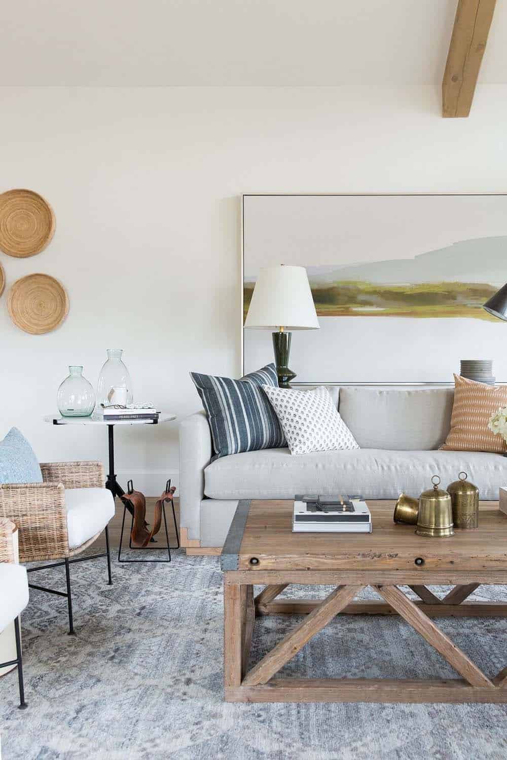 farmhouse-style-living-room