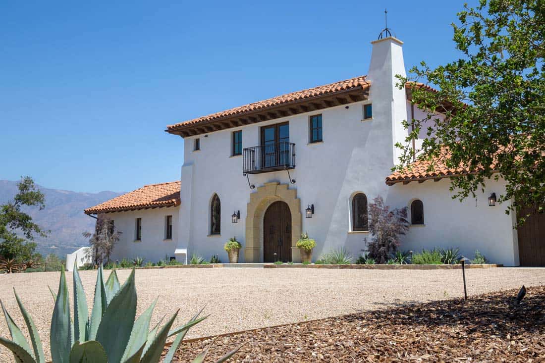 hacienda-style-home-exterior