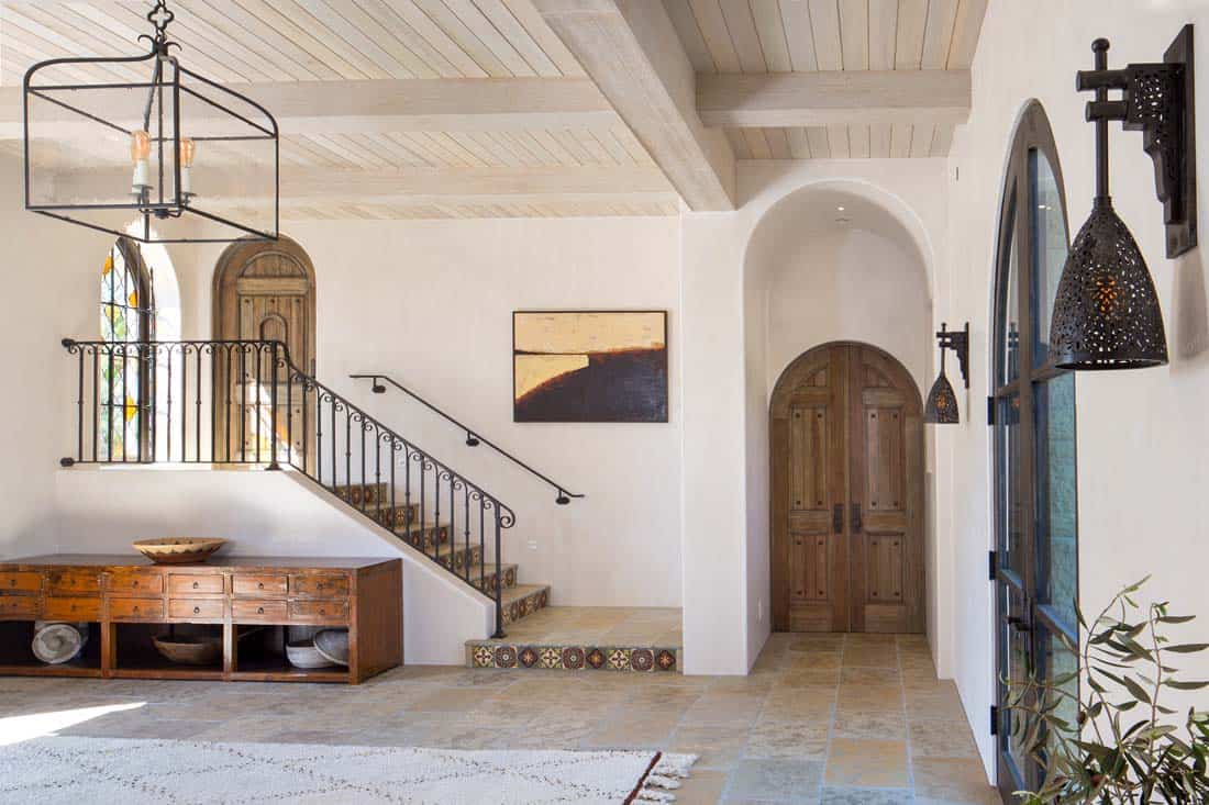 hacienda-style-home-entry