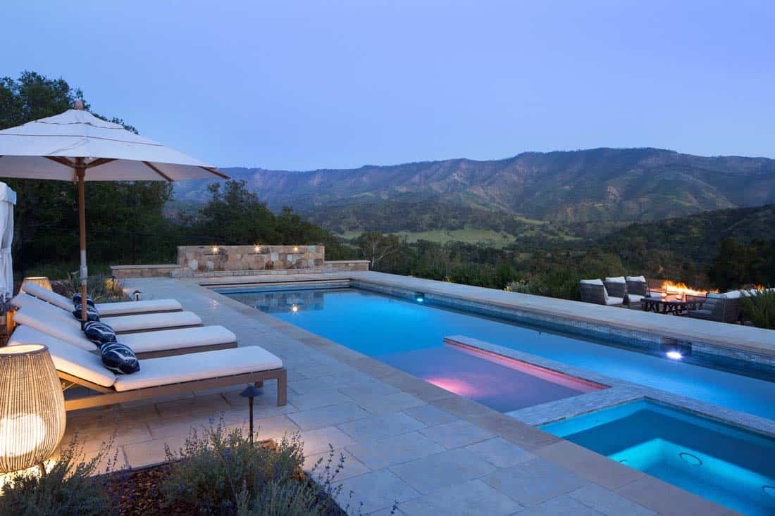 contemporary-pool