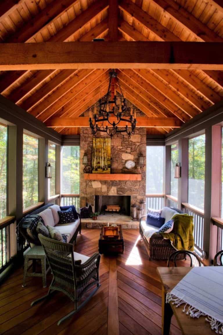 30 Delightful And Intimate Three-Season Screened Porch Ideas
