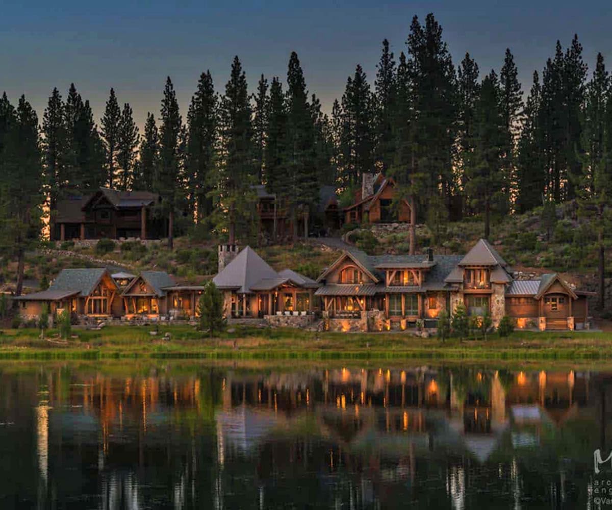 contemporary mountain home exterior