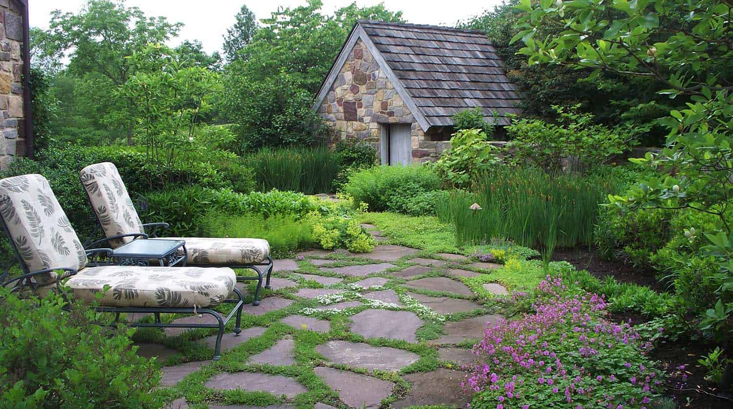 garden-stone-pathway