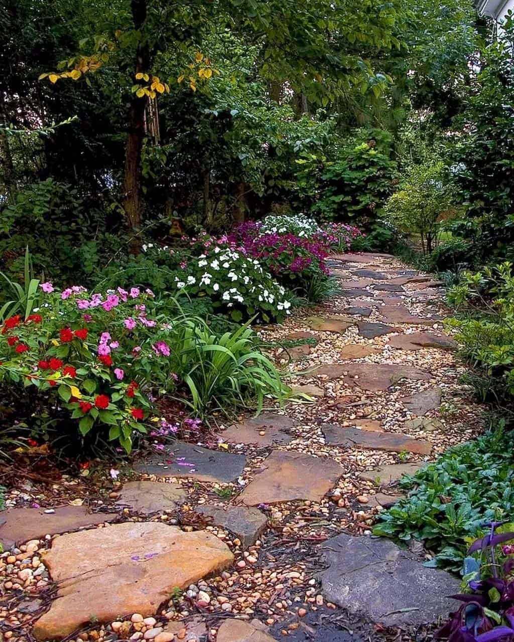 garden-stone-pathway