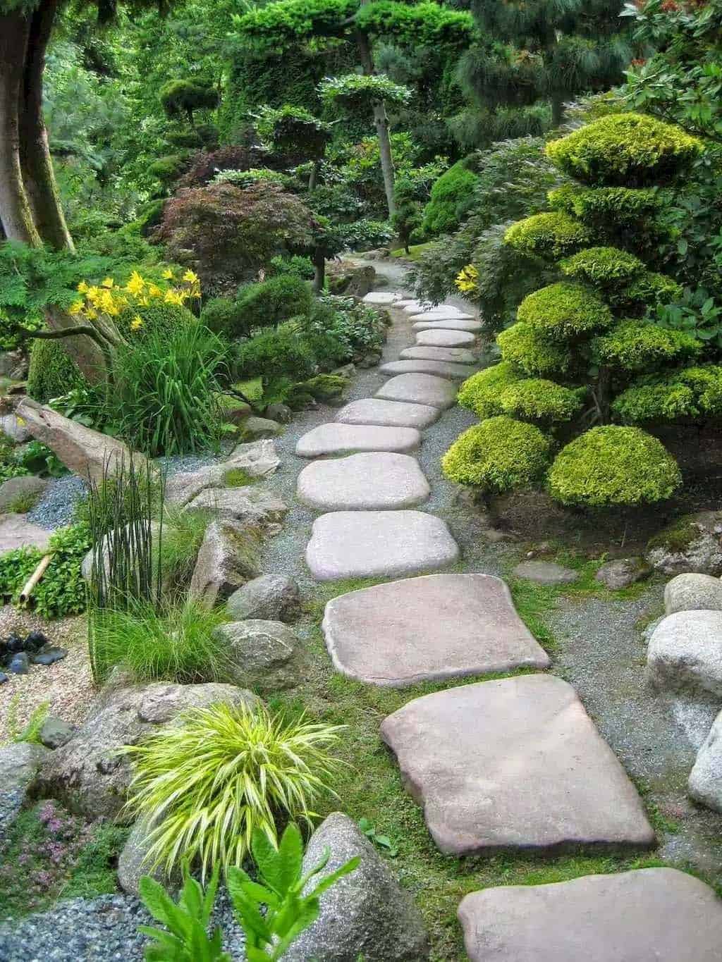 garden-stone-pathway