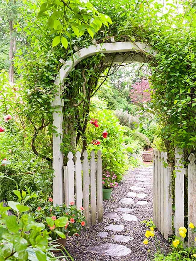 garden-stone-pathway-trellis