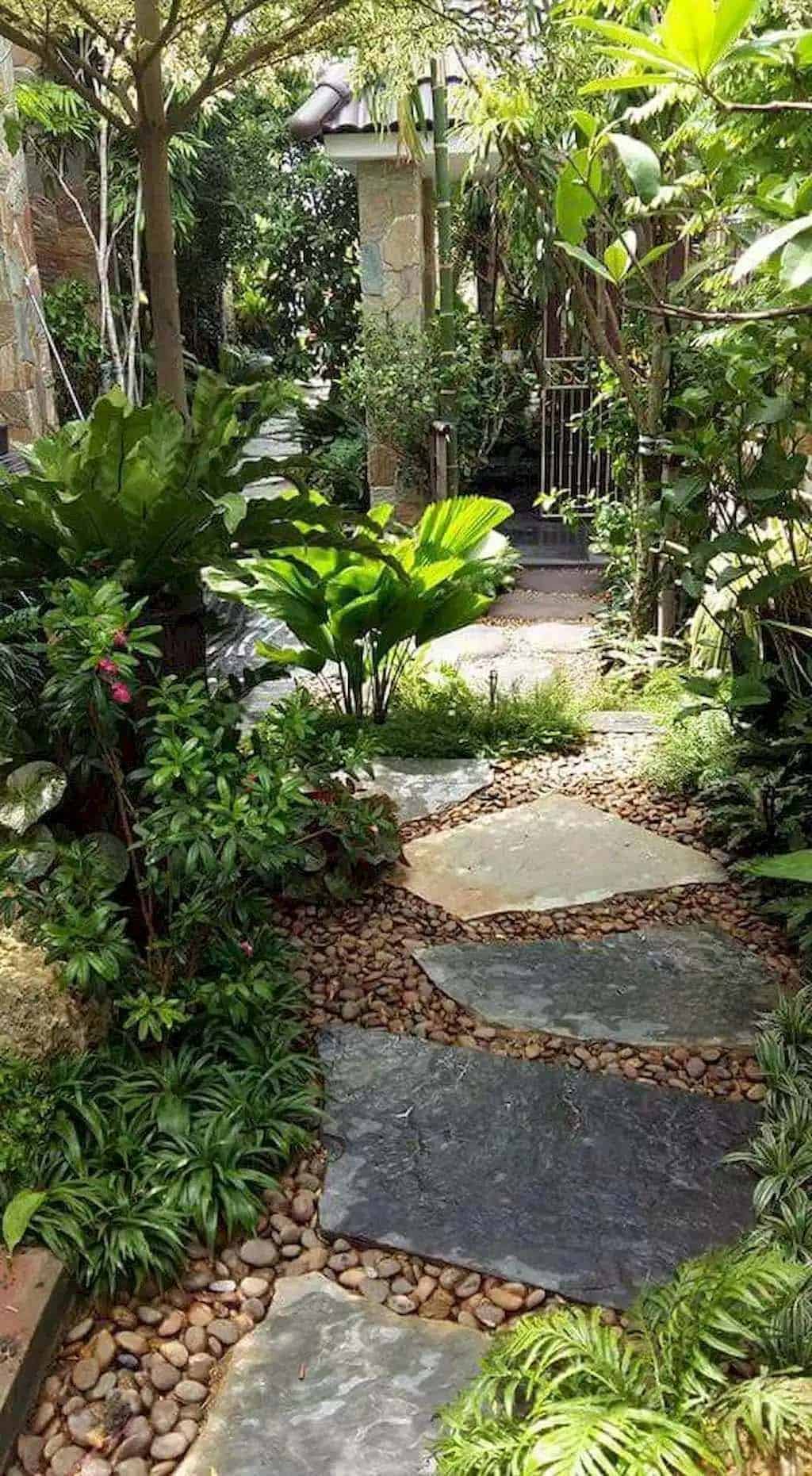 garden-stone-pathway