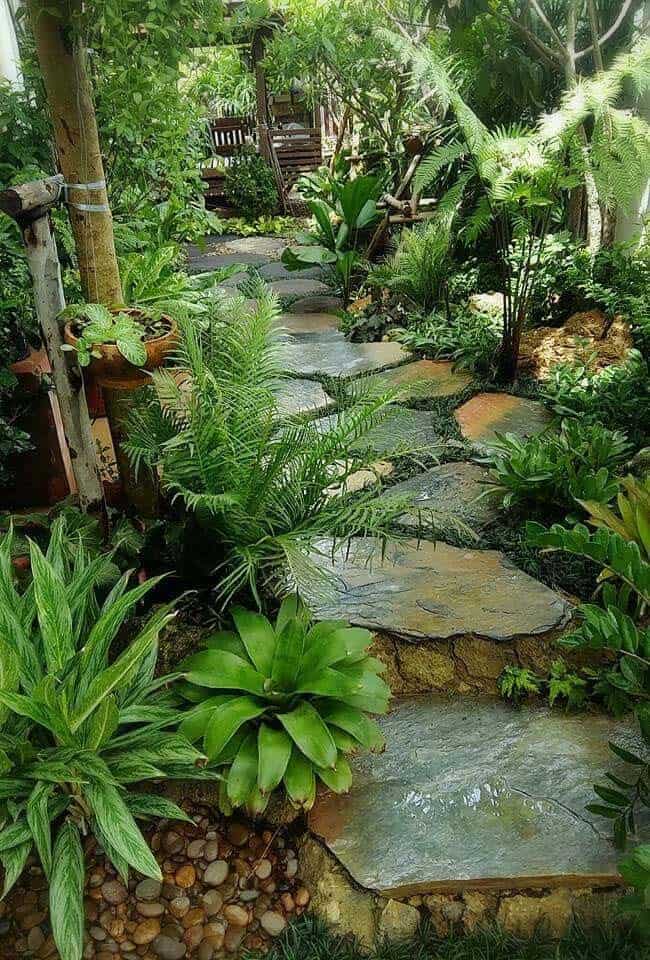 garden-stone-pathway