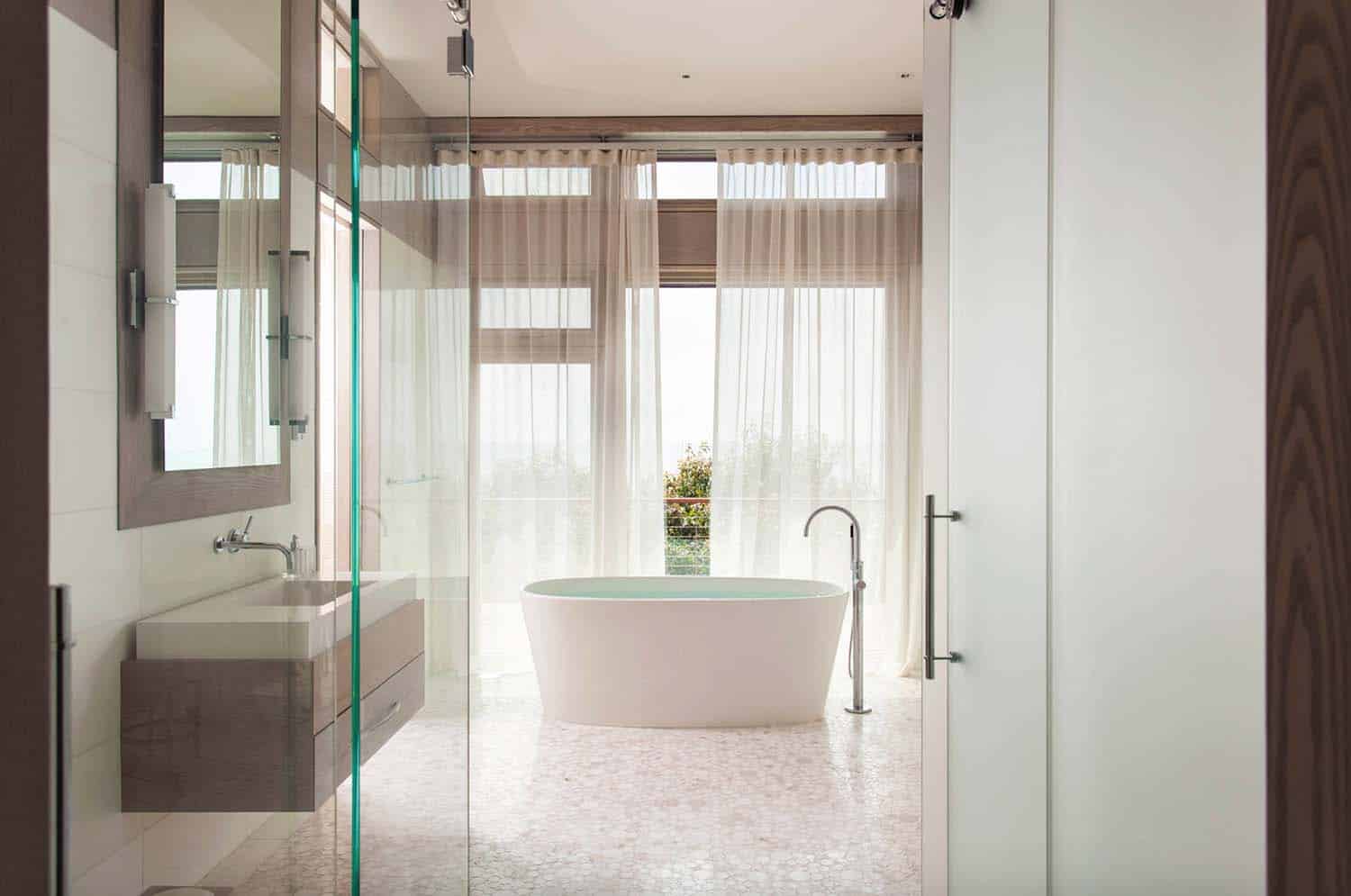 contemporary-bathroom