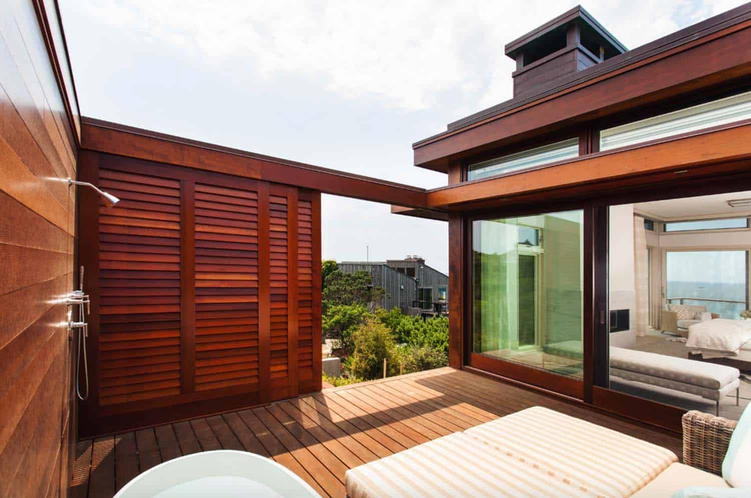 modern-outdoor-bathroom