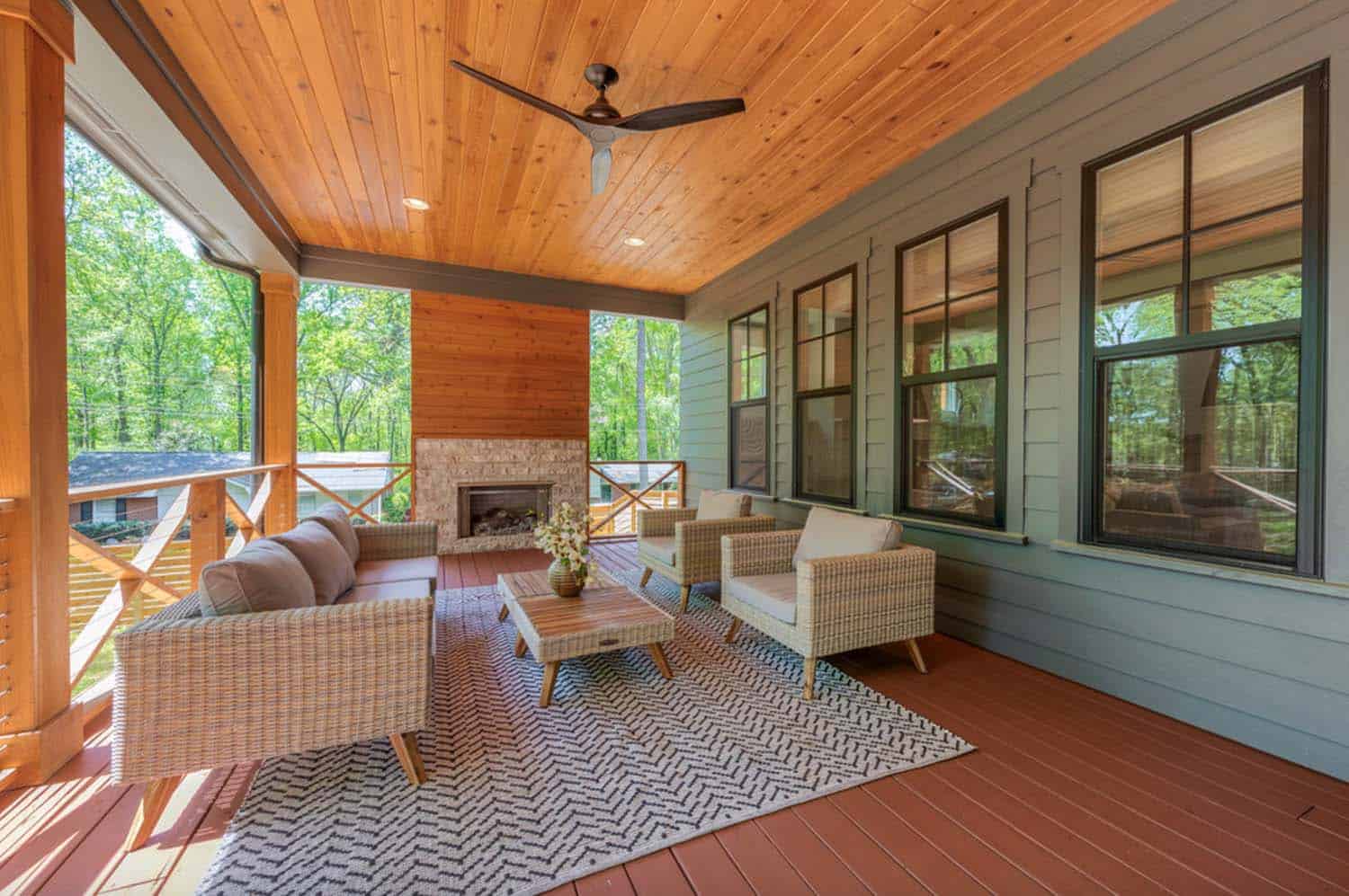 farmhouse-porch