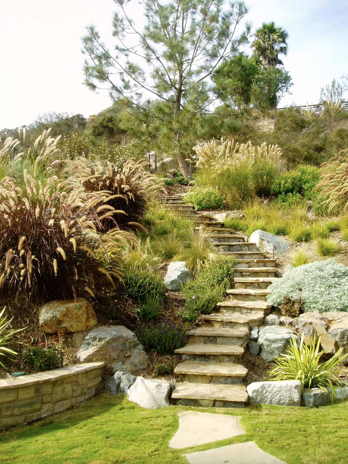 garden-stone-pathway