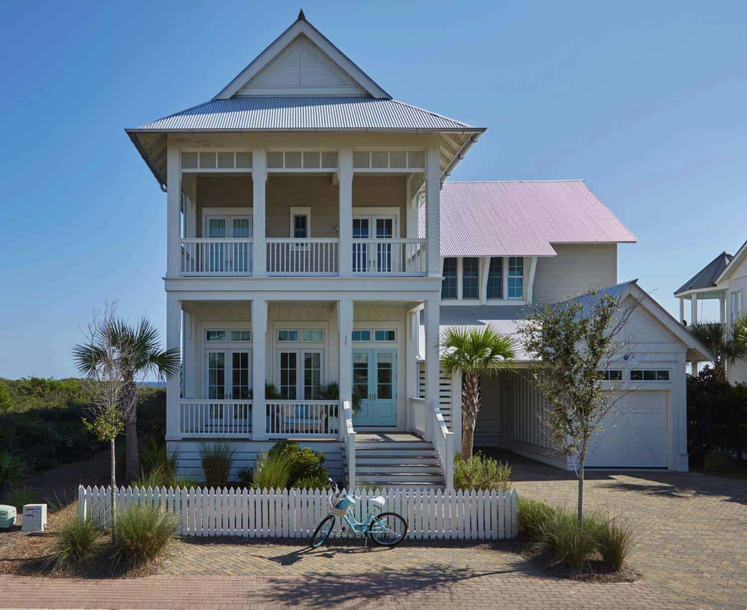 beach-beach-style-exterior