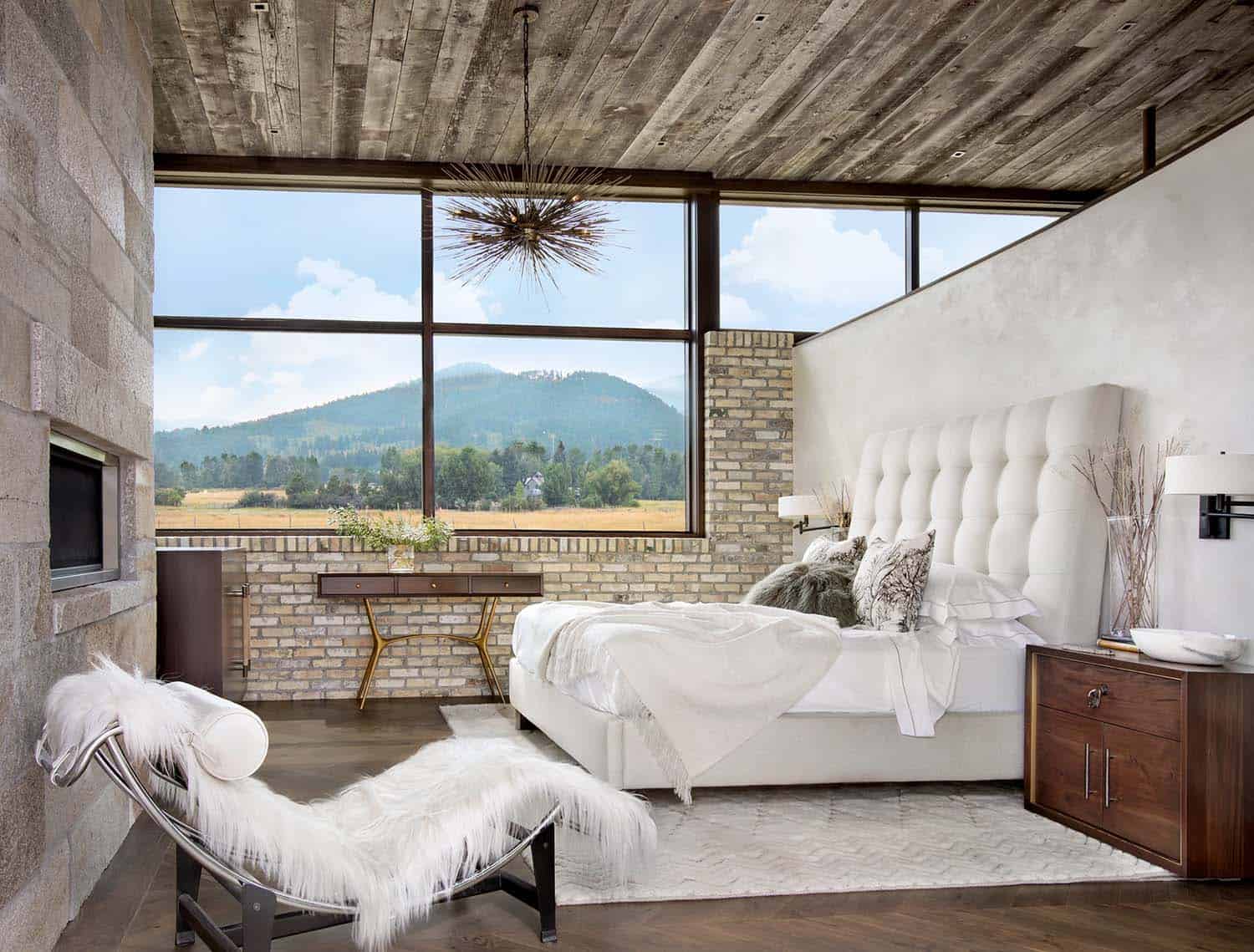 modern-farmhouse-bedroom