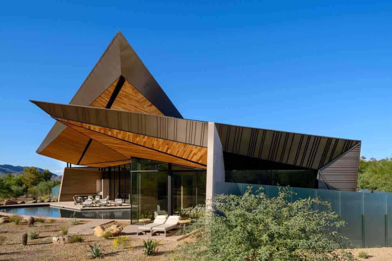 desert-modern-home-exterior