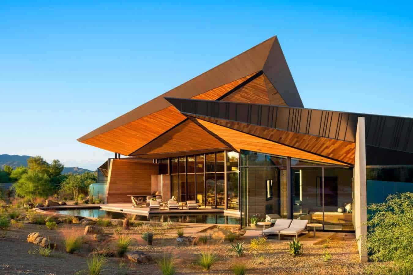 desert-modern-home-exterior