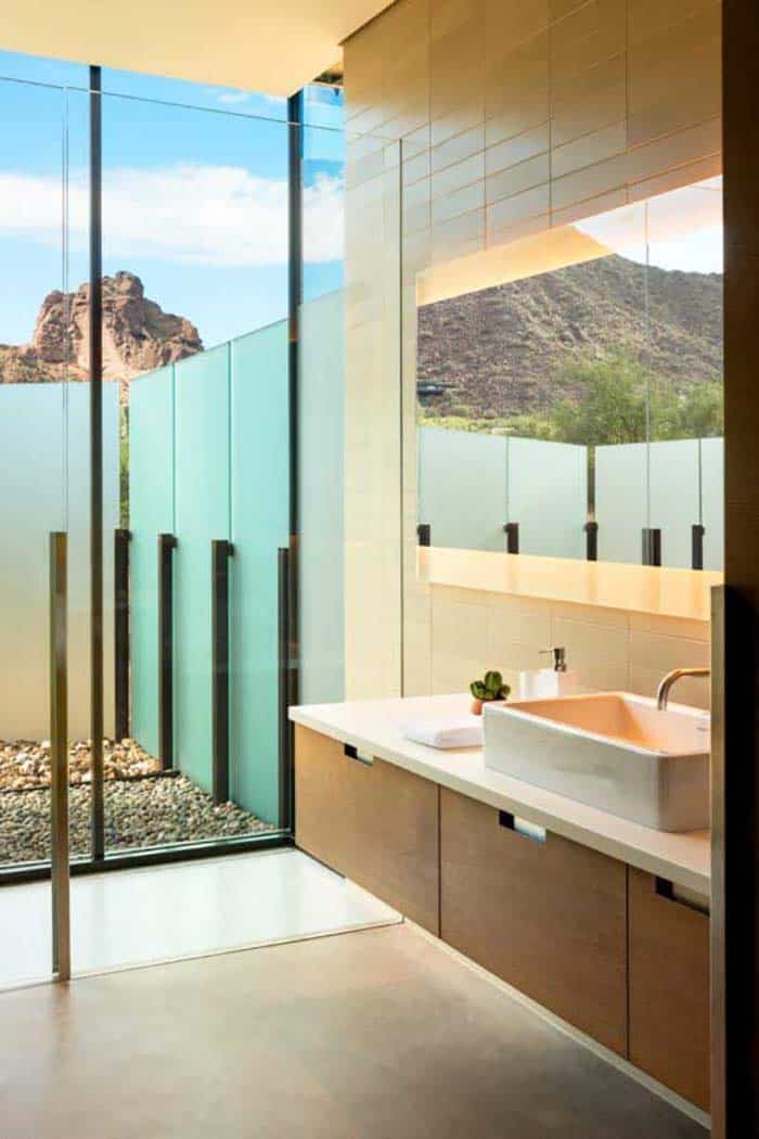 desert-modern-bathroom