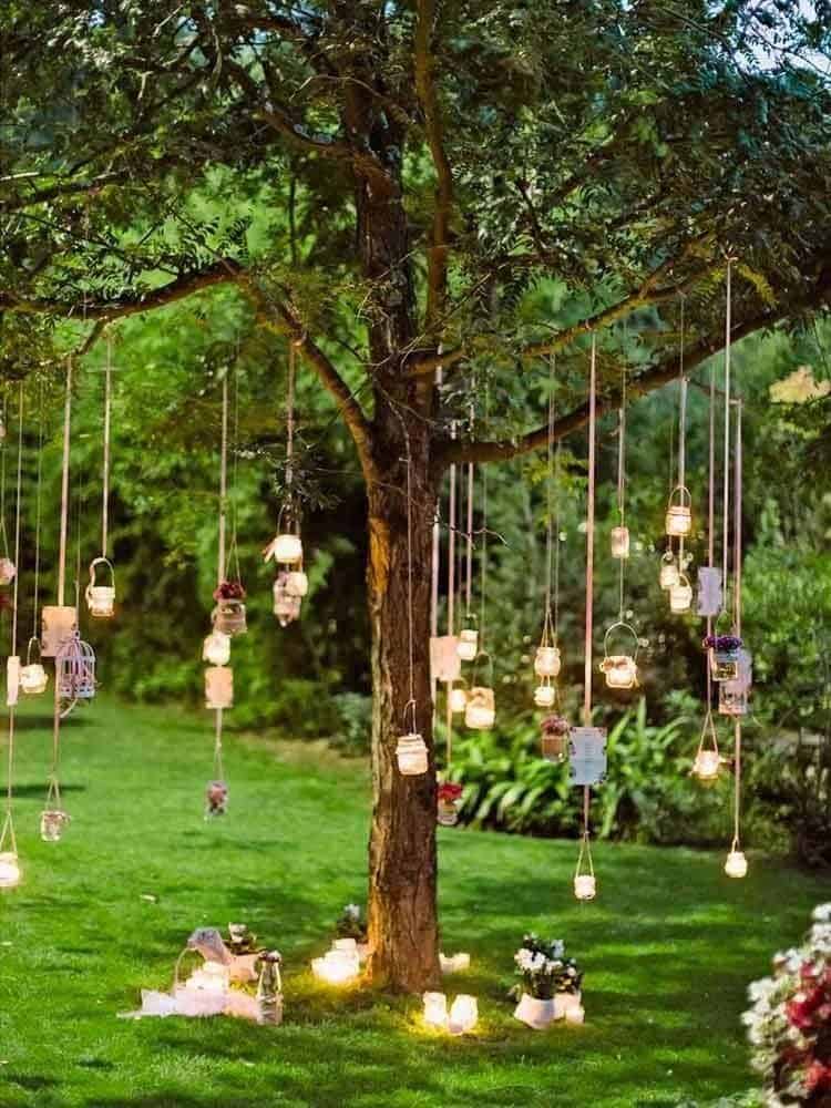 summer-garden-party-idea-hanging-lanterns