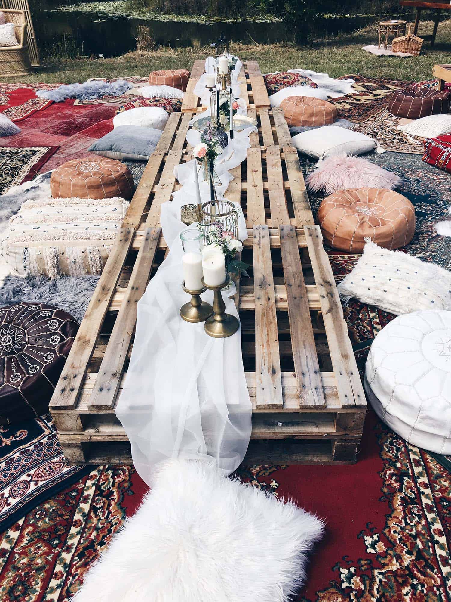 summer-garden-party-idea-palette-table-bohemian