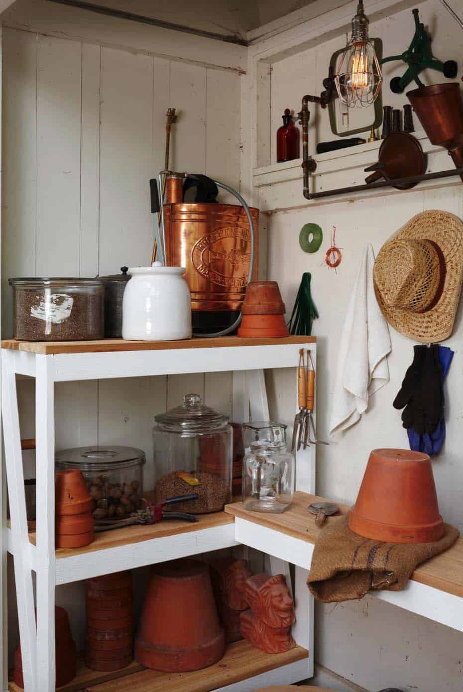 inspiring-potting-shed-storage-idea