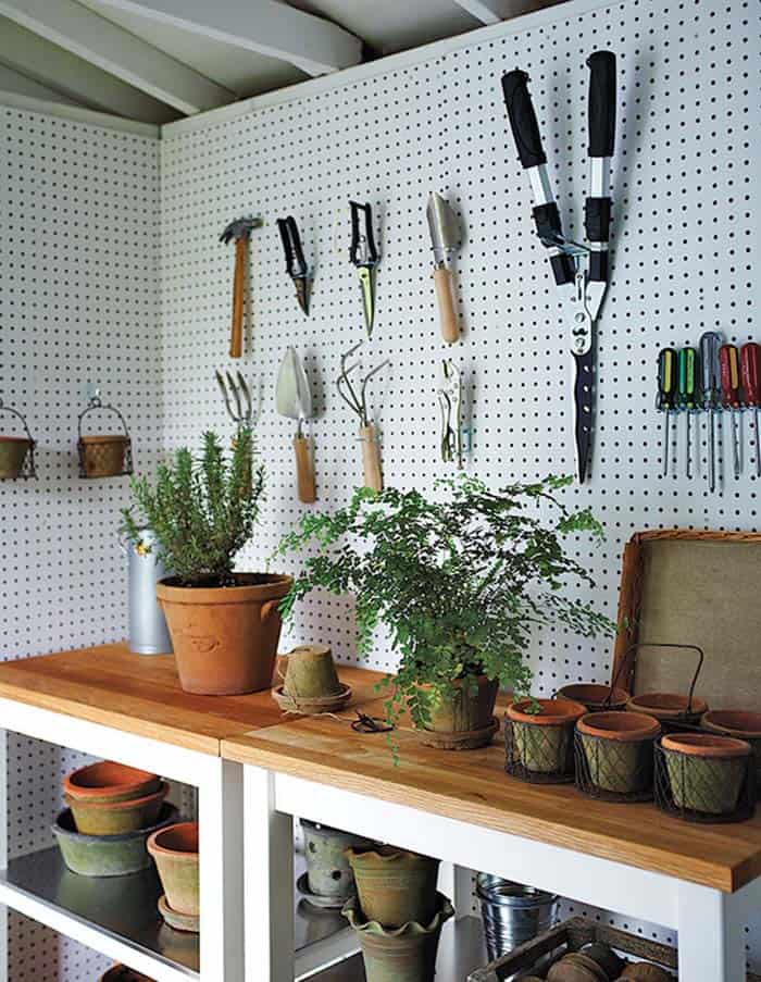 inspiring-potting-shed-storage-idea