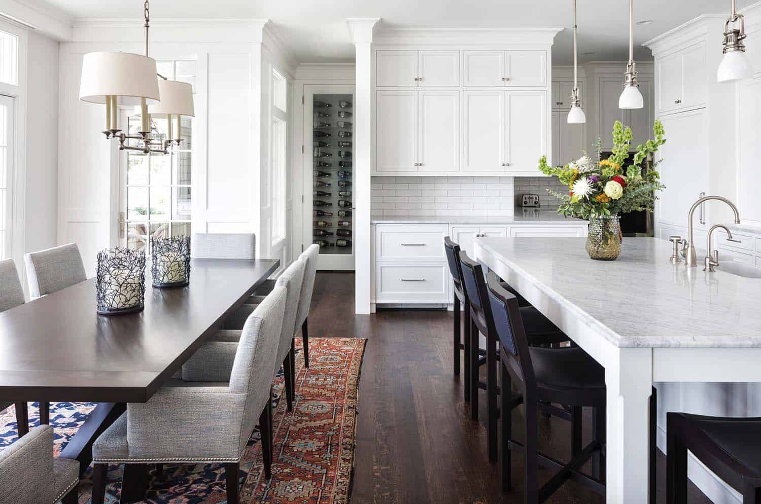 beach-house-beach-style-dining-room