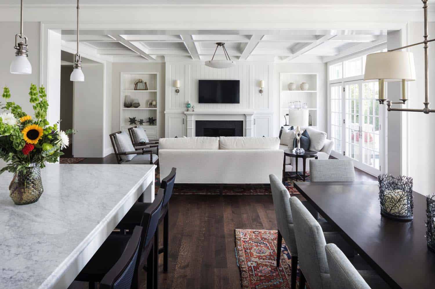 beach-house-beach-style-kitchen