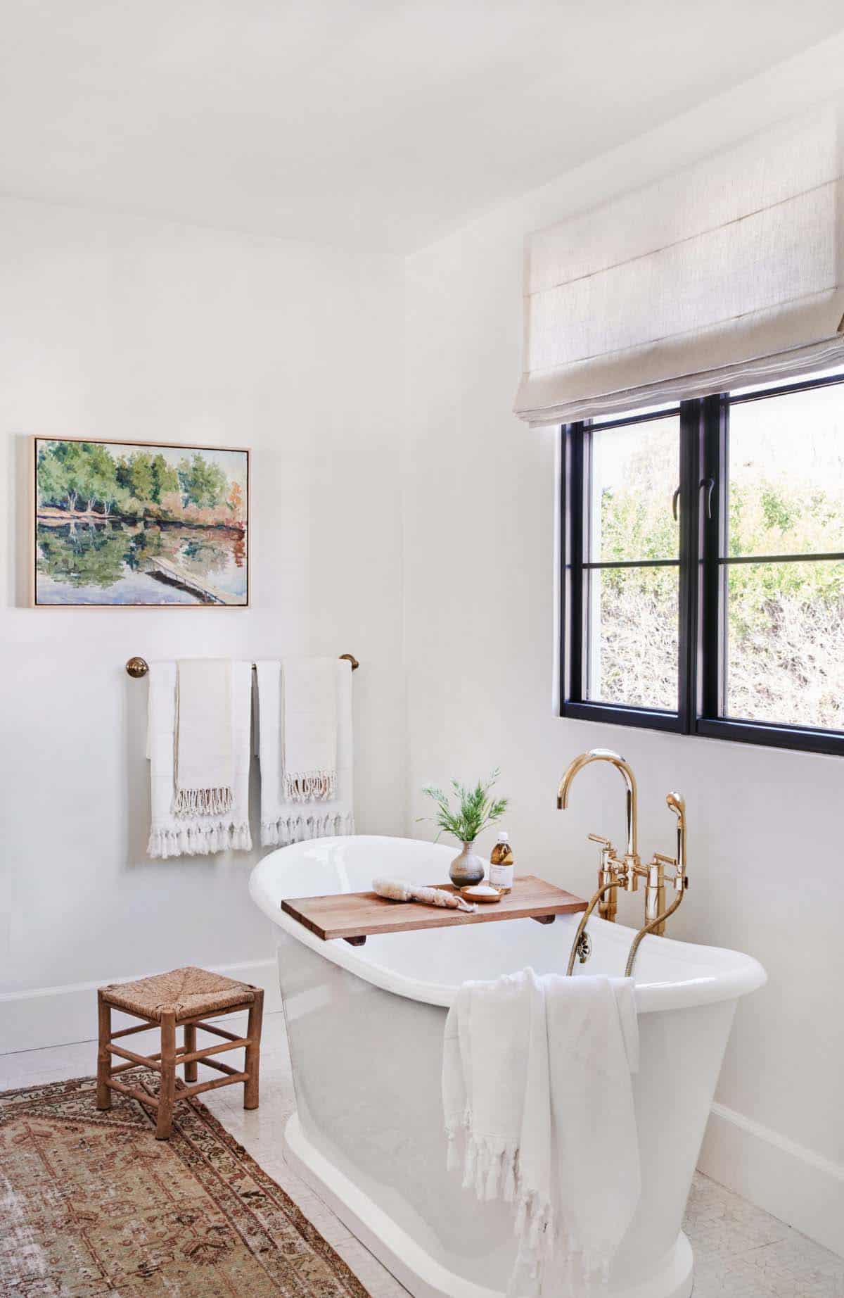 spanish-revival-bathroom-tub