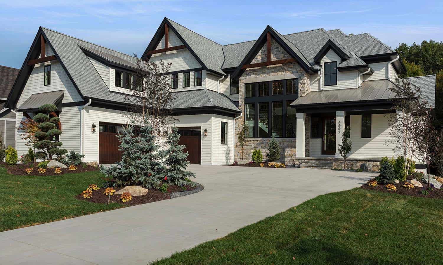 transitional-lake-house-exterior