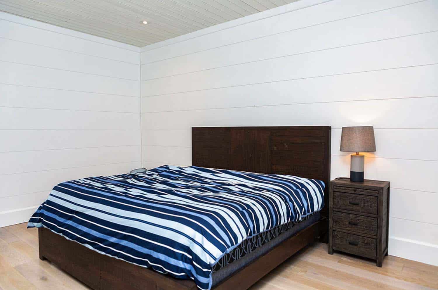 contemporary-bedroom