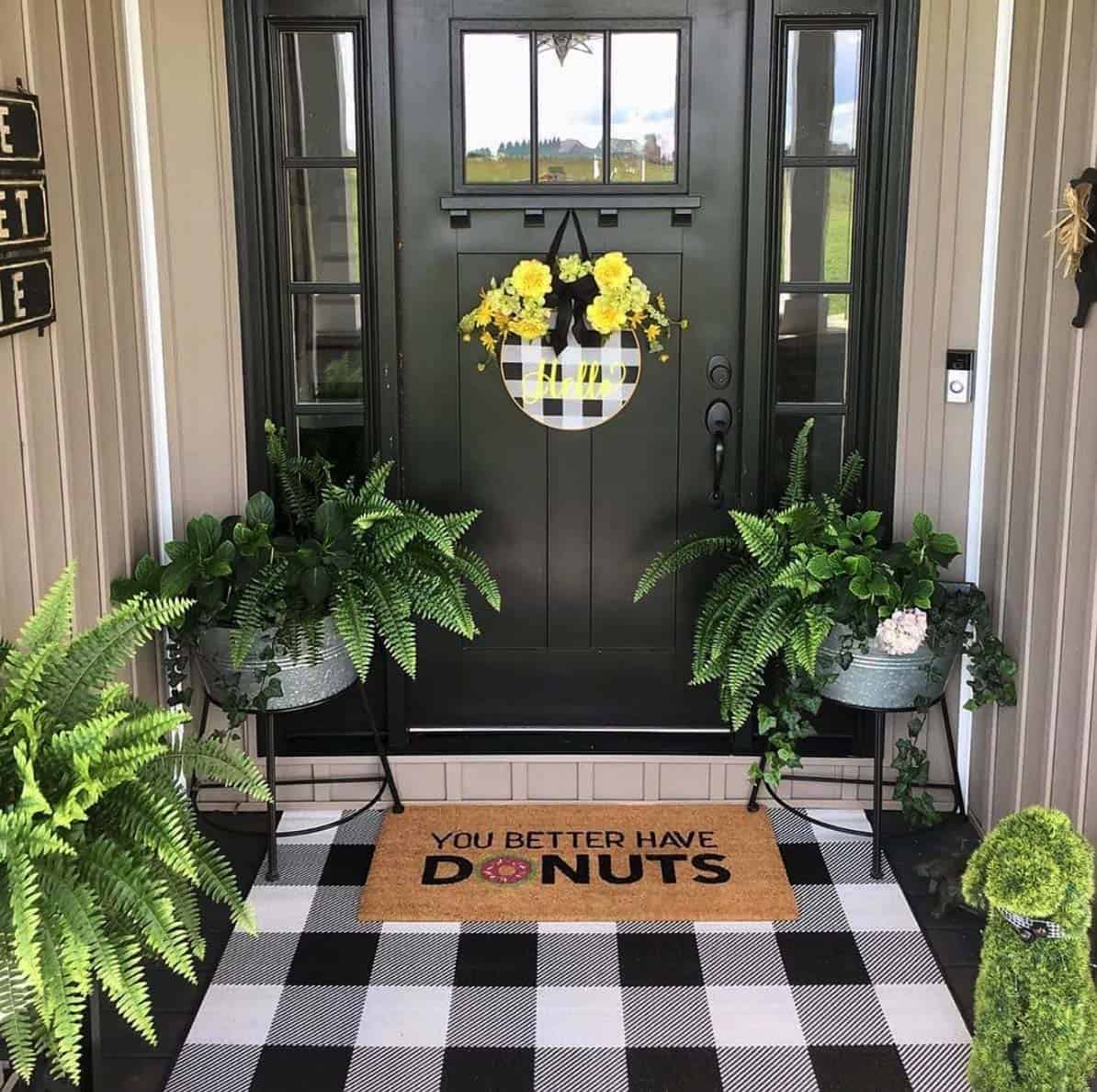 farmhouse-entryway-decorating-ideas