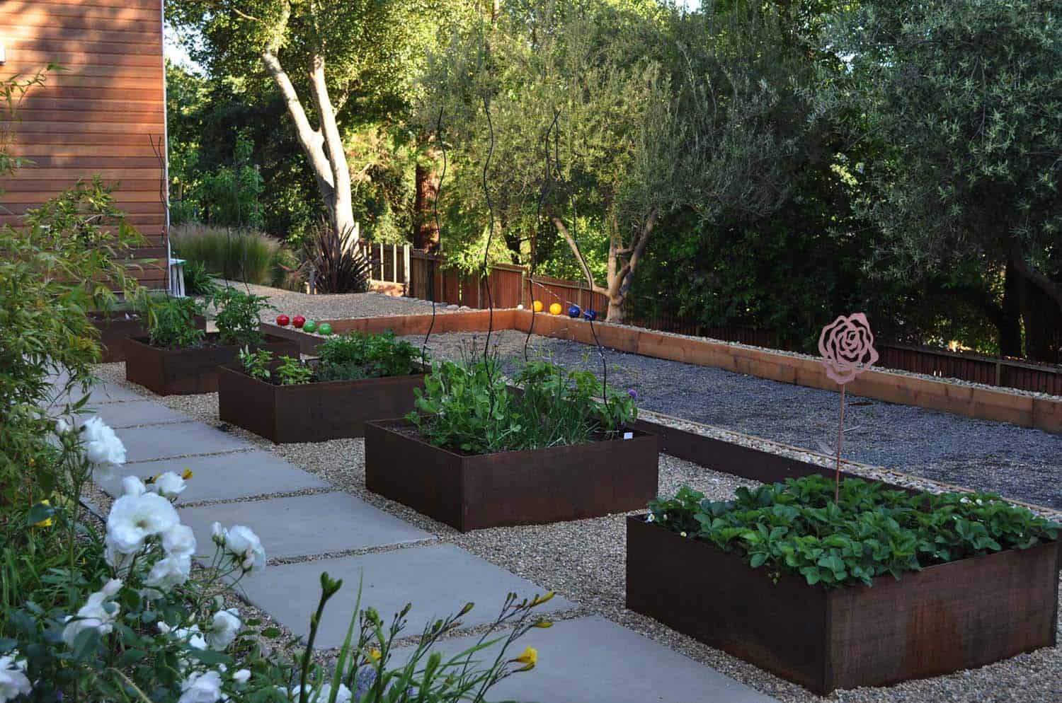 inspiring-vegetable-garden-ideas