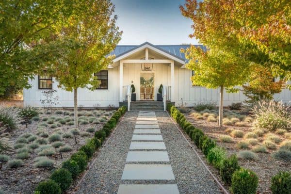 featured posts image for Modern farmhouse boasts indoor-outdoor living in Sonoma Wine Country