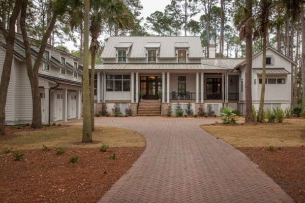 featured posts image for Modern meets traditional in this inviting Lowcountry river house