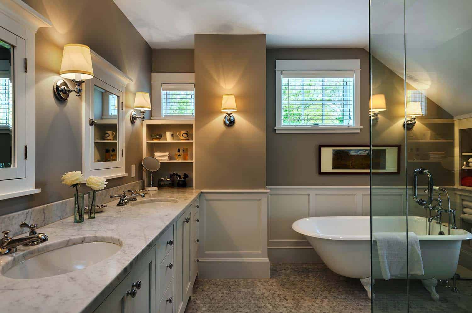 beach-cottage-beach-style-bathroom