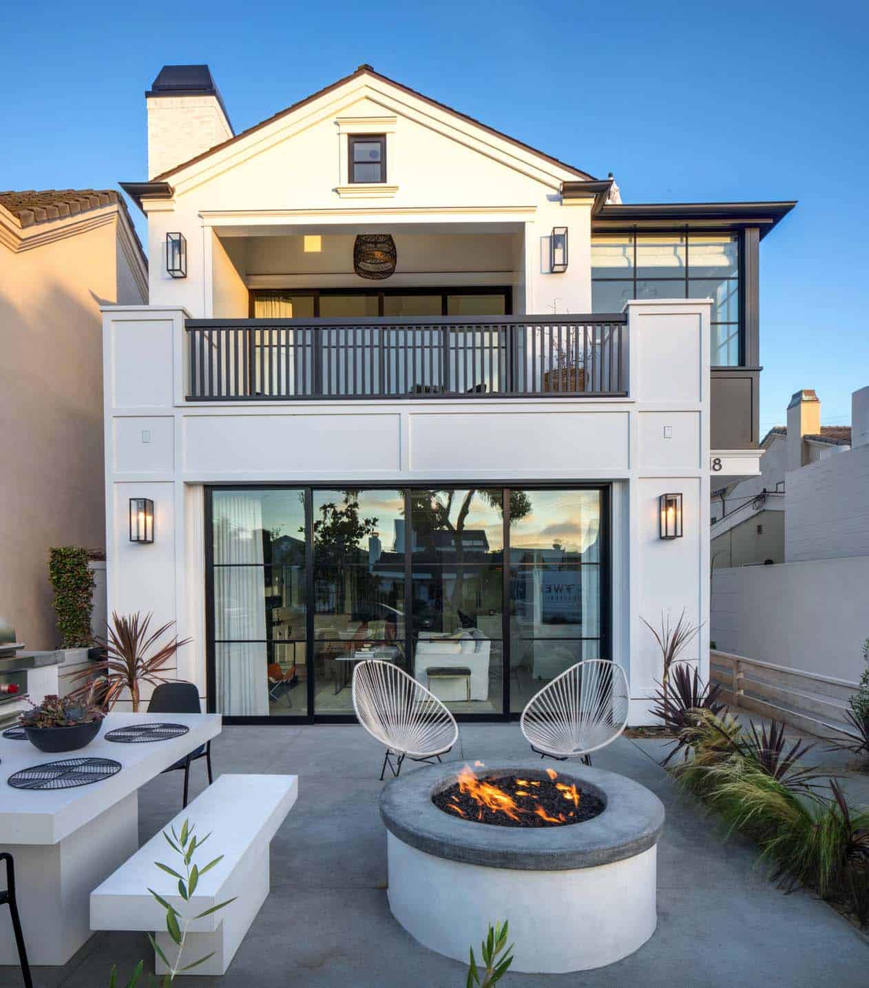 beach-style-house-exterior