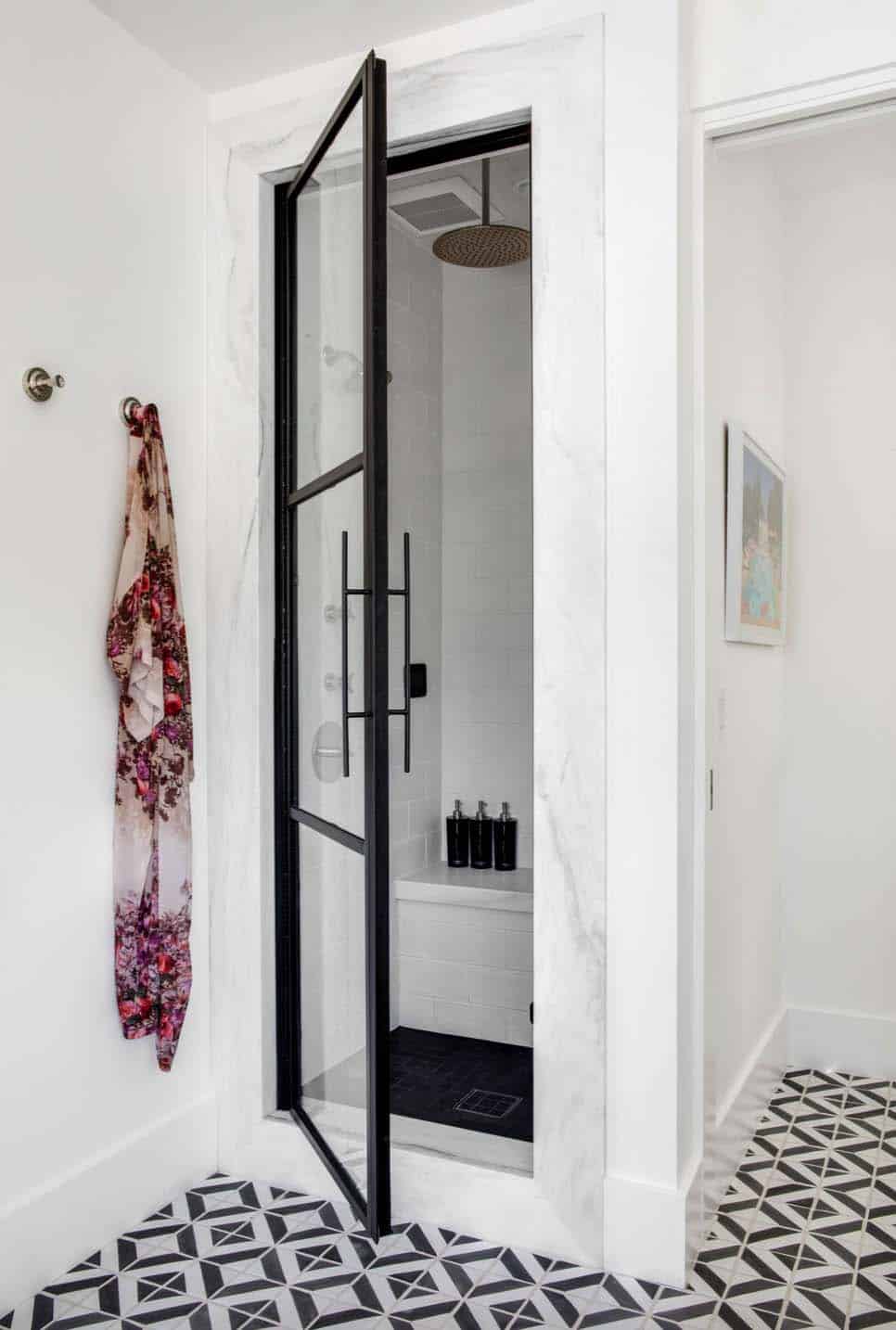 industrial-chic-bathroom