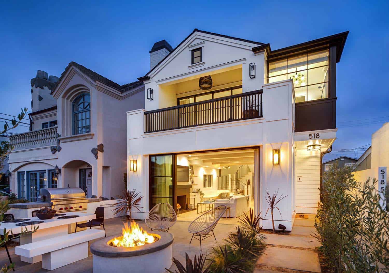 beach-style-house-exterior