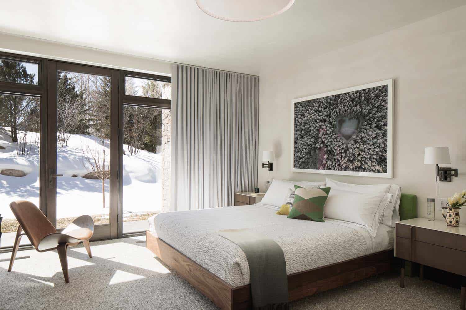 modern-mountain-home-bedroom