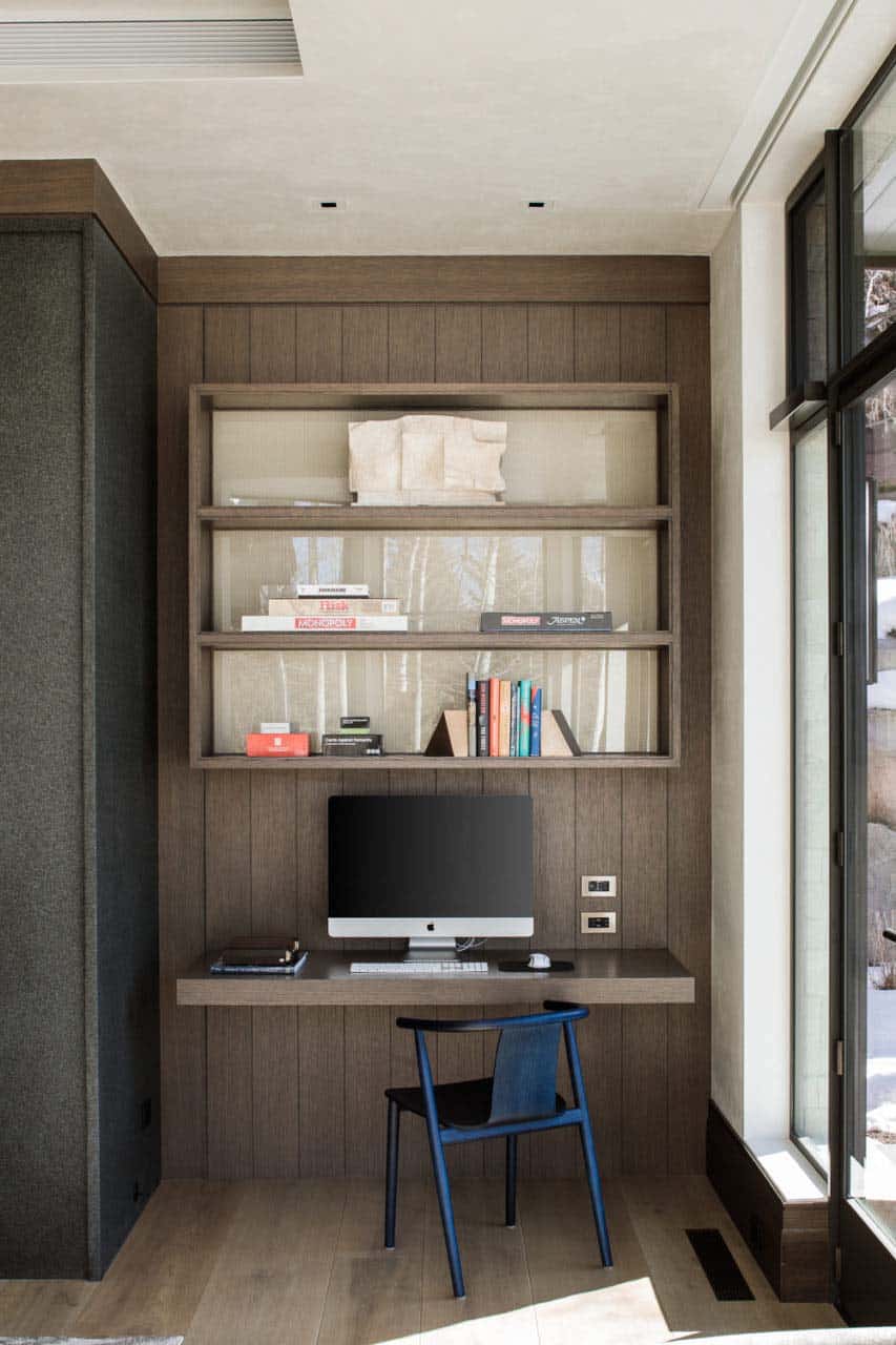 modern-mountain-home-office