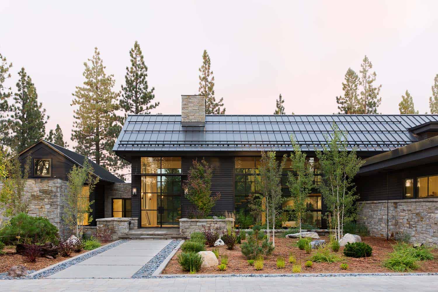 modern-mountain-home-exterior